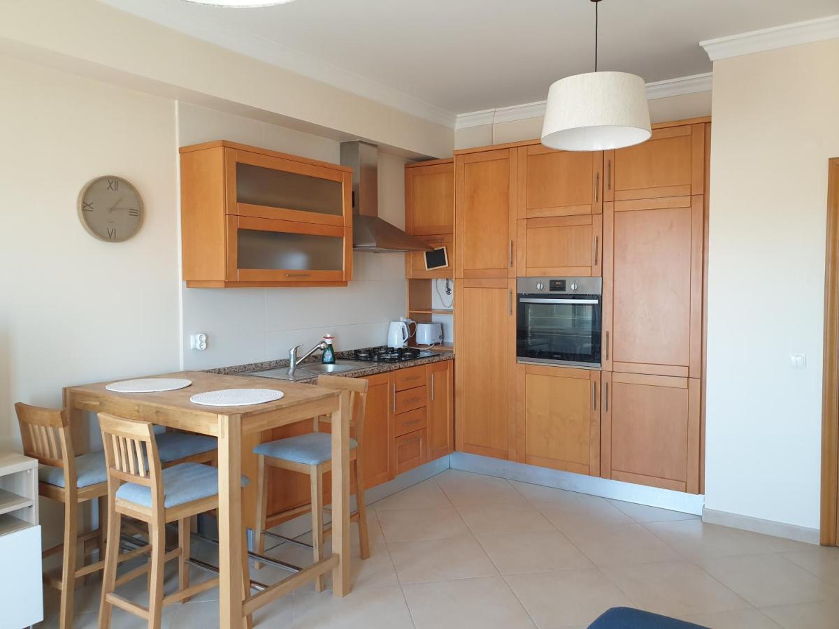 Oura Beach T1 Apartment Coral , Close To The Strip, Swimming Pool, Wi Fi, A/C Albufeira Exterior foto