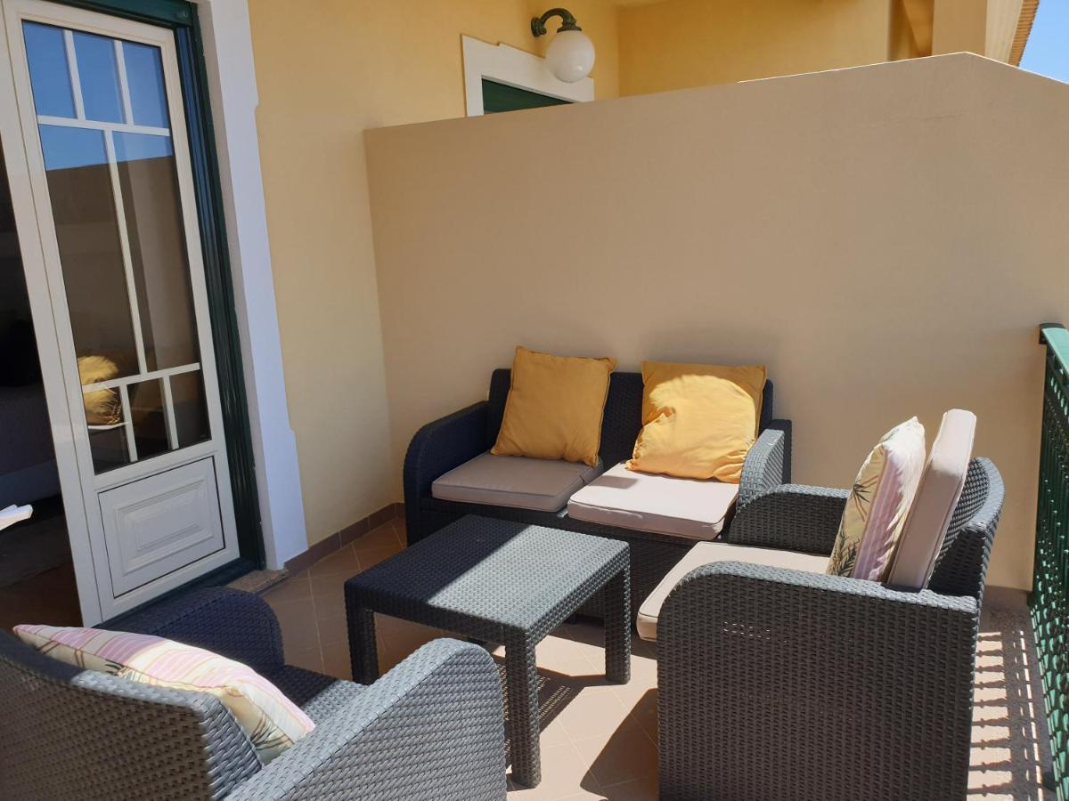 Oura Beach T1 Apartment Coral , Close To The Strip, Swimming Pool, Wi Fi, A/C Albufeira Exterior foto