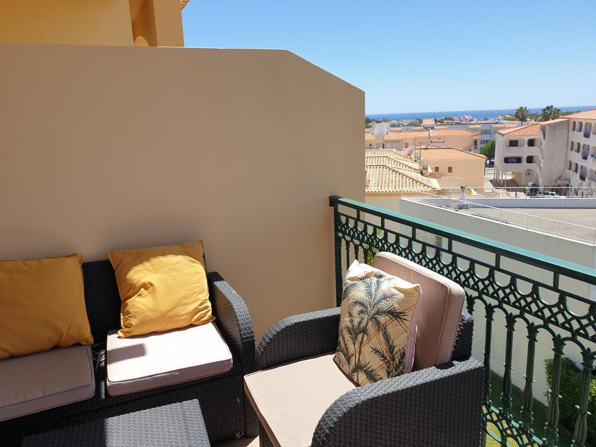 Oura Beach T1 Apartment Coral , Close To The Strip, Swimming Pool, Wi Fi, A/C Albufeira Exterior foto